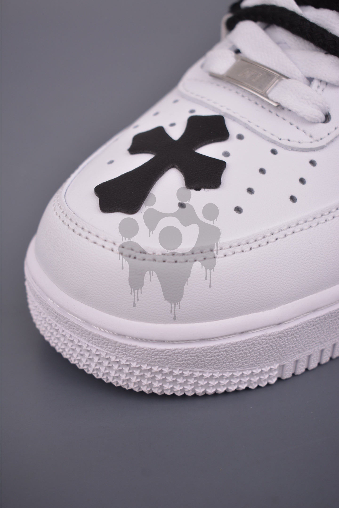 Custom Nike Air Forces 1 "Chrome Hearts"