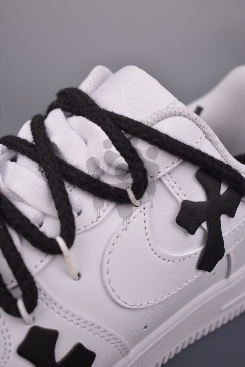 Custom Nike Air Forces 1 "Chrome Hearts"