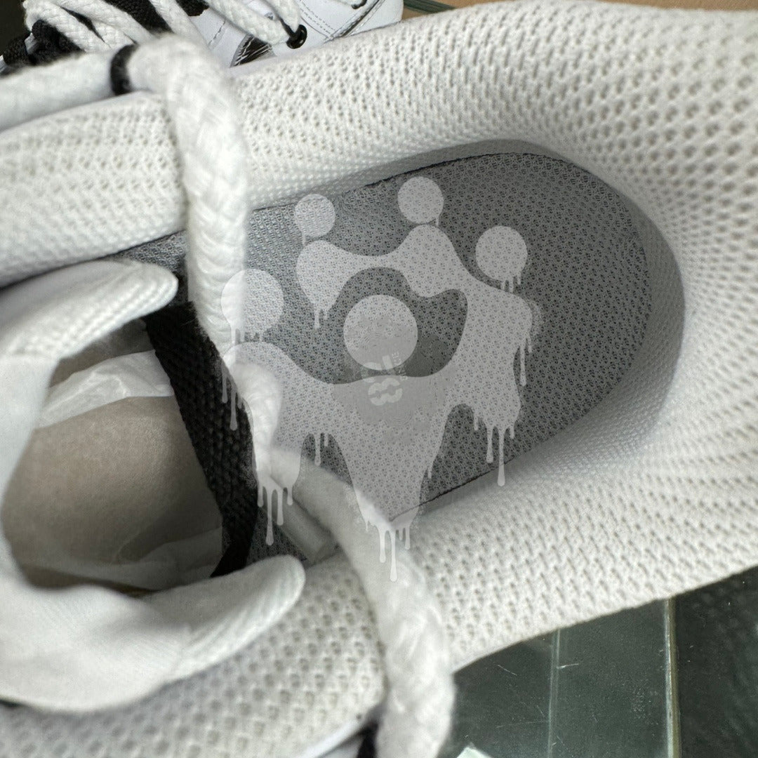 Custom Nike Air Forces 1 "Happy Cross"