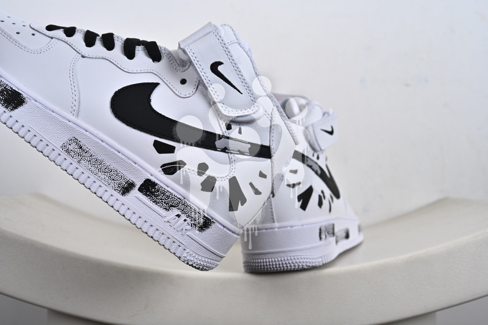 Custom Nike Air Forces 1 High "Demolition"