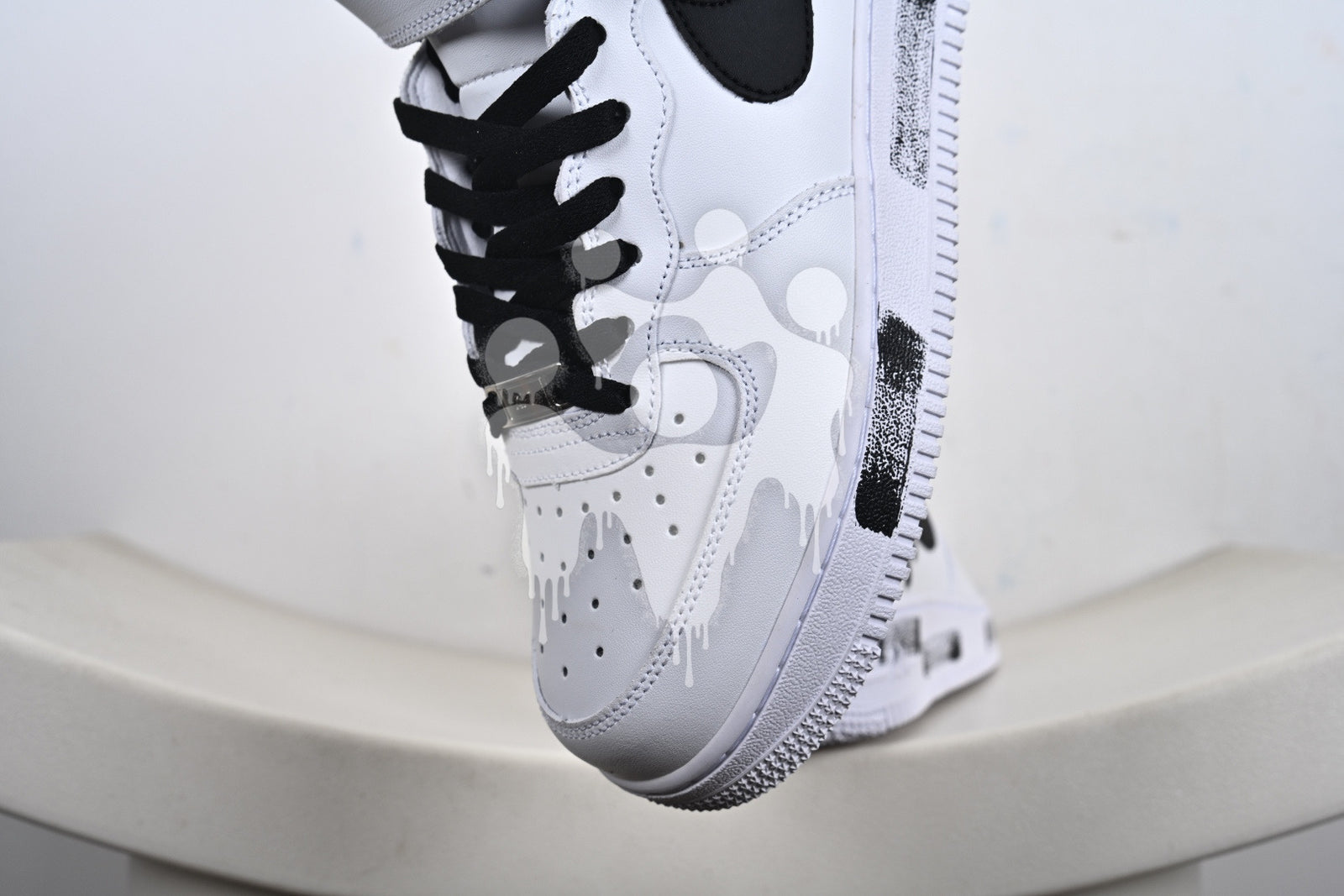 Custom Nike Air Forces 1 High "Demolition"