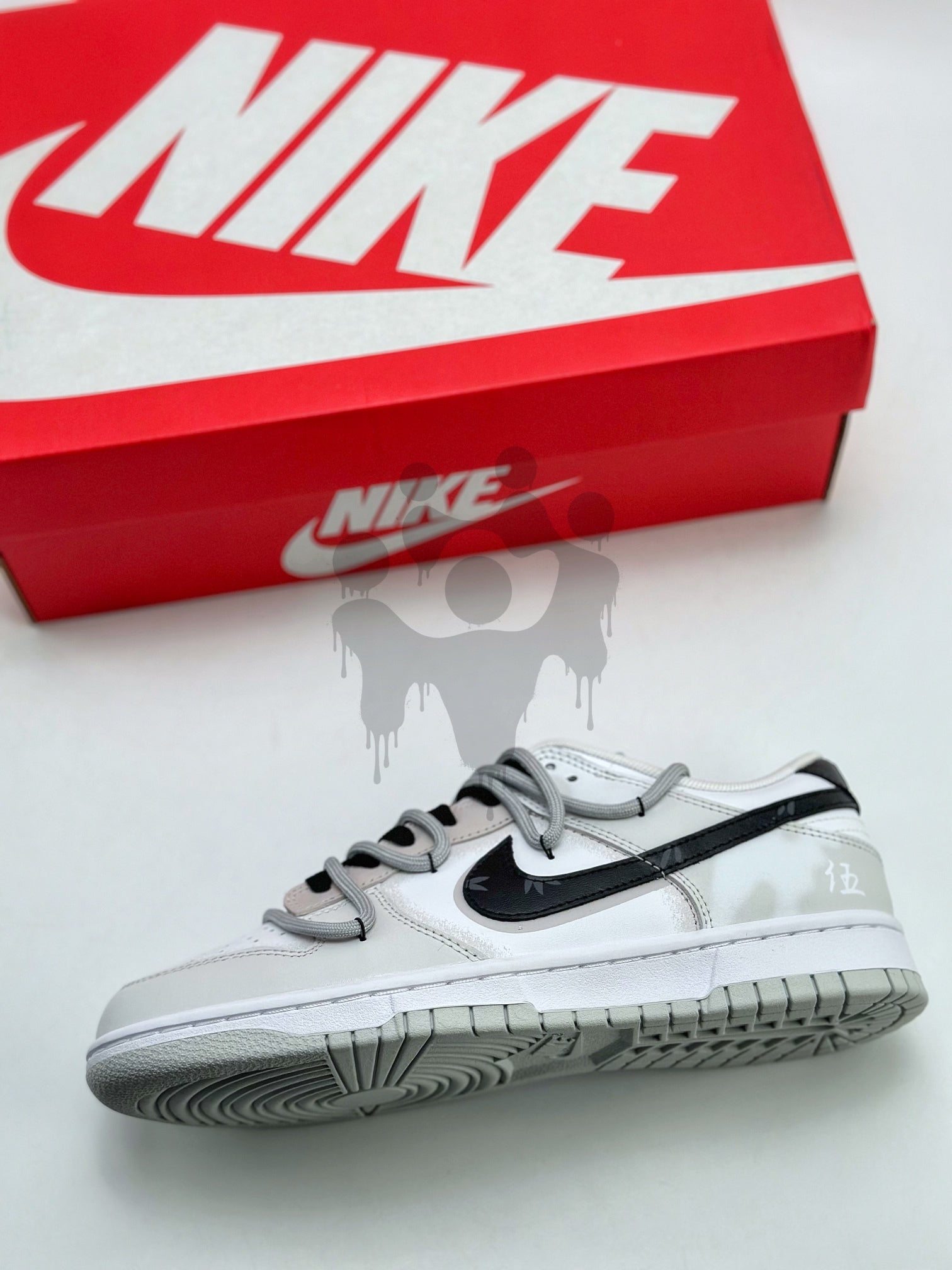Custom Nike Dunk Low "Asian Grey"