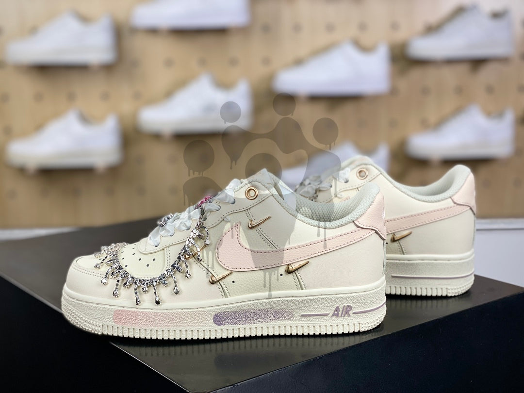 Custom Nike Air Forces 1 "Pink Swag"