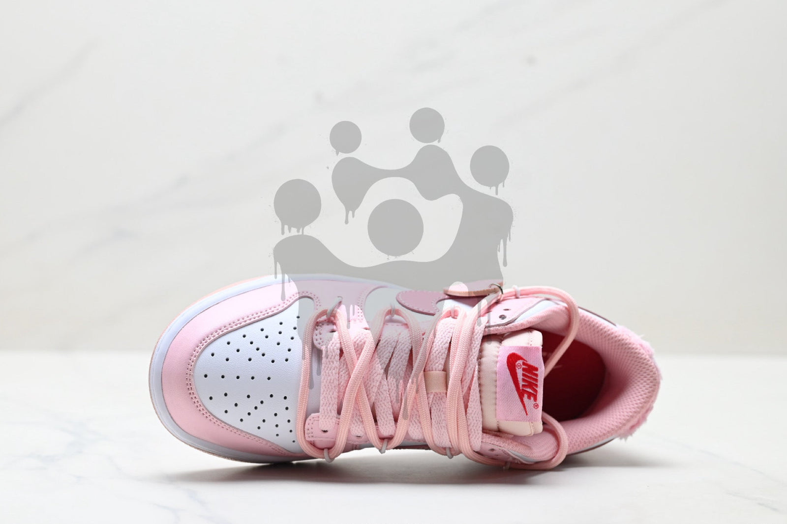 Custom Nike Dunk Low "Pink Heart"