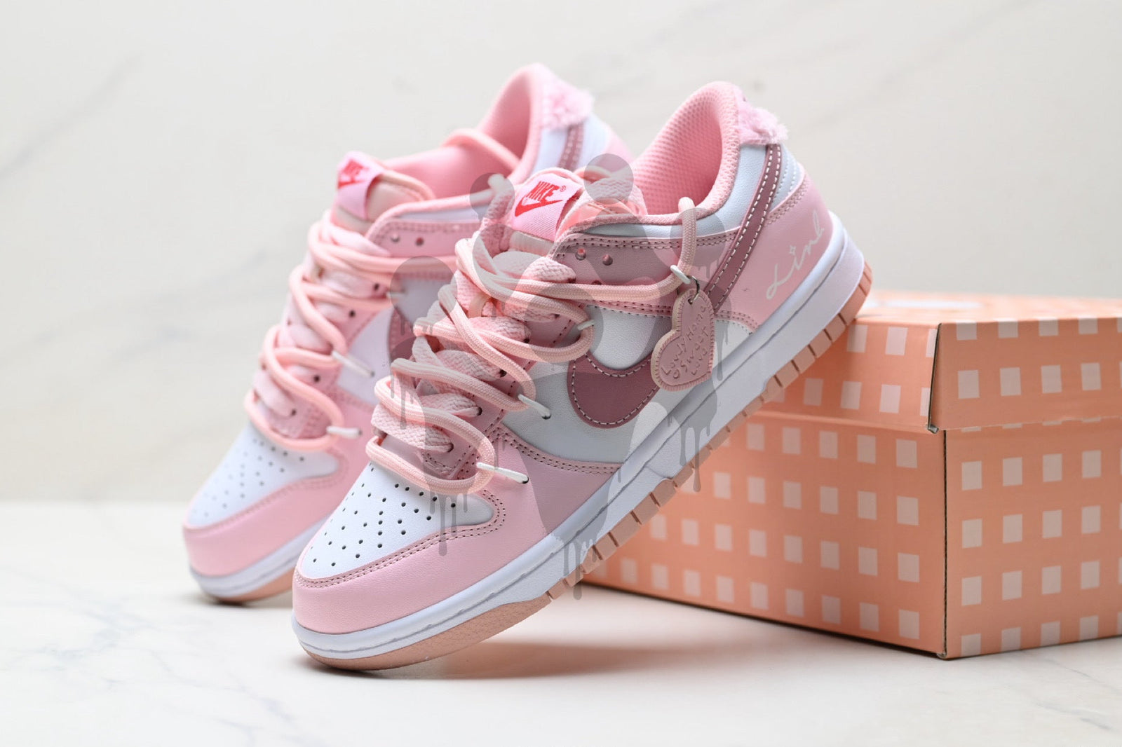 Custom Nike Dunk Low "Pink Heart"