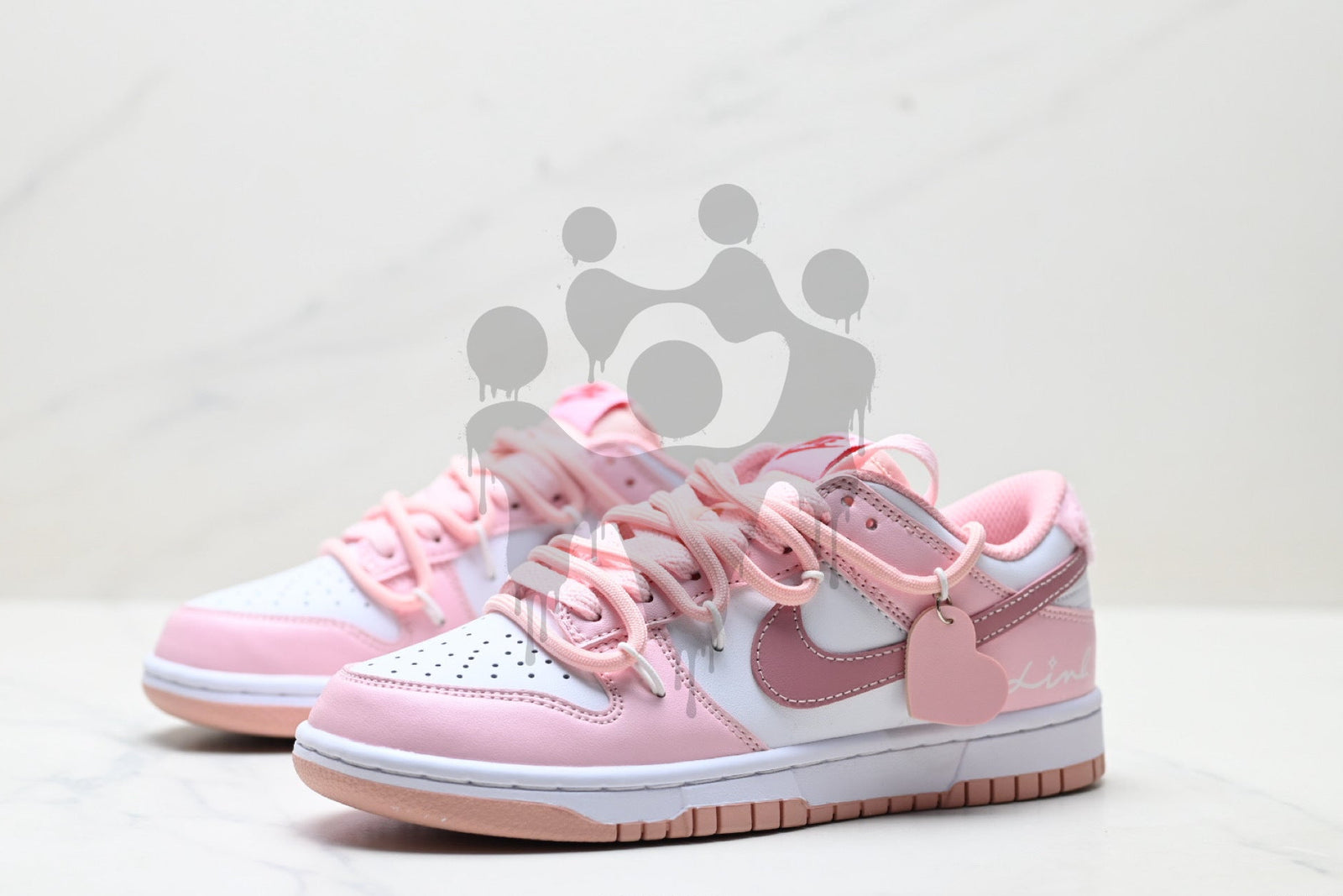 Custom Nike Dunk Low "Pink Heart"