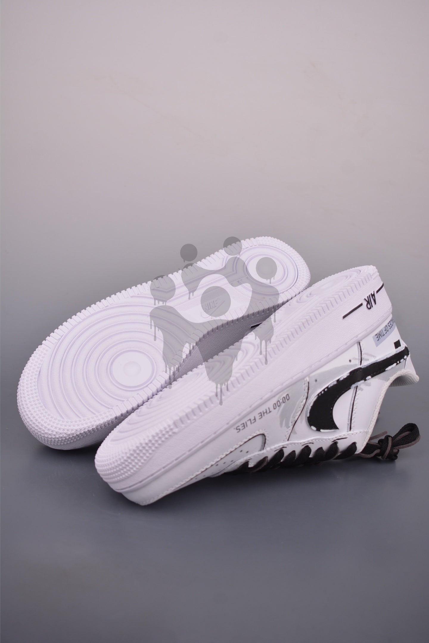 Custom Nike Air Force 1 "Traces of Time"